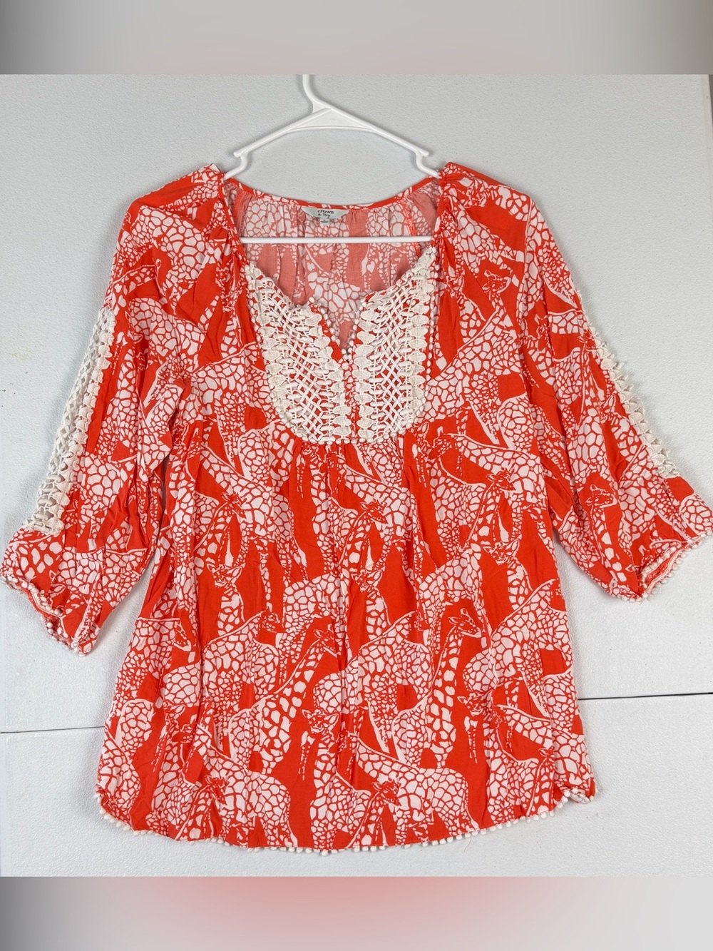 Crown & Ivy Blouse Womens S Small Orange White, Lace Inserts V Neck